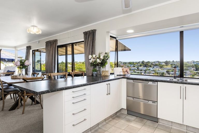 Photo of property in 19b Bellevue Road, Brookfield, Tauranga, 3110