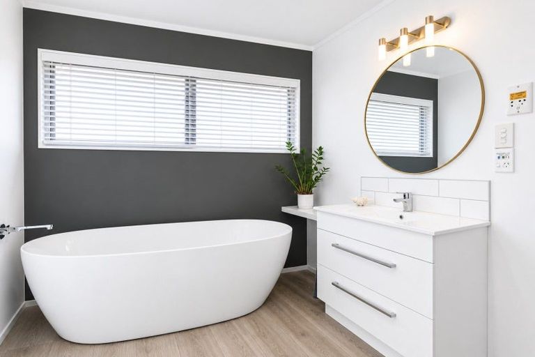 Photo of property in 2 Fern Grove, Taradale, Napier, 4112