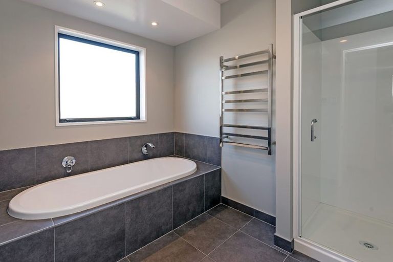 Photo of property in 3 Reka Street, Parklands, Christchurch, 8083