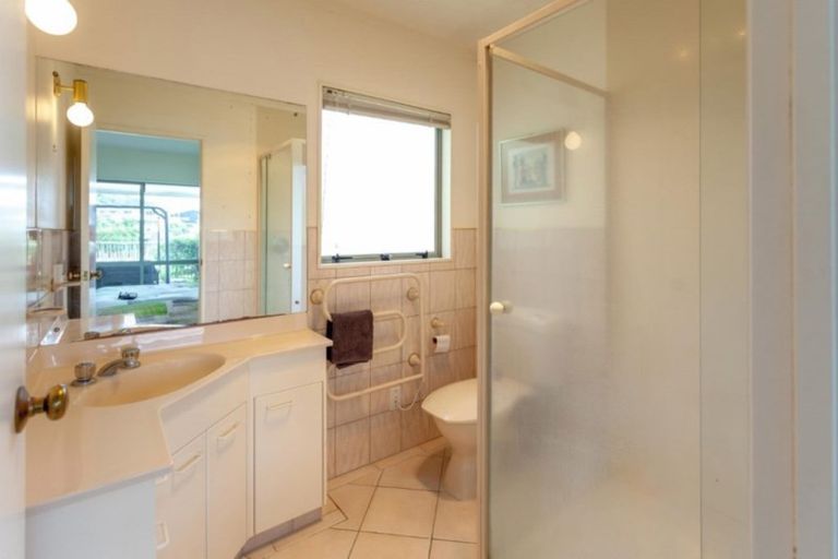 Photo of property in 217 Russell Bruce Place, Onemana, Whangamata, 3691