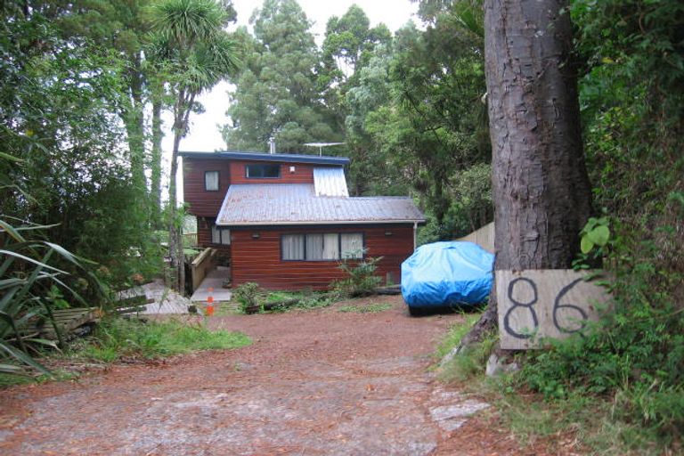 Photo of property in 86 Park Road, Titirangi, Auckland, 0604
