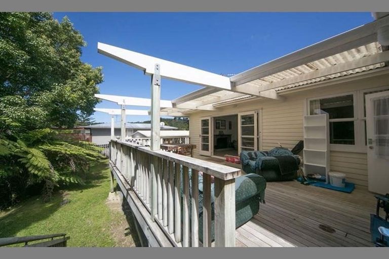 Photo of property in 2 Paewai Road, Glen Eden, Auckland, 0602