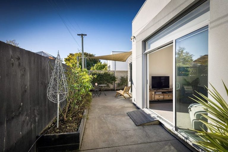 Photo of property in 110b Hamilton Avenue, Ilam, Christchurch, 8041