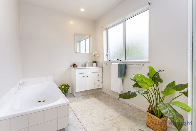 Photo of property in 2/54 Tilford Street, Woolston, Christchurch, 8062