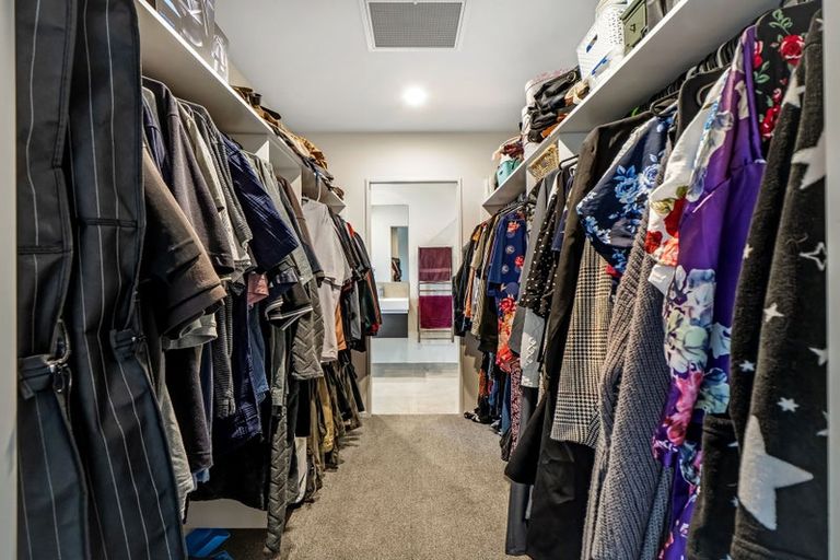 Photo of property in 21 Watkins Drive, Rangiora, 7400