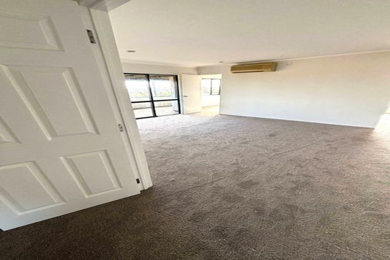 Photo of property in 14 Arrowsmith Drive, Clover Park, Auckland, 2019