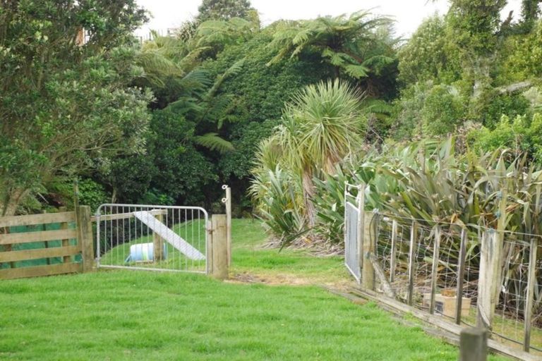 Photo of property in 15 Hurworth Road, Hurworth, New Plymouth, 4371