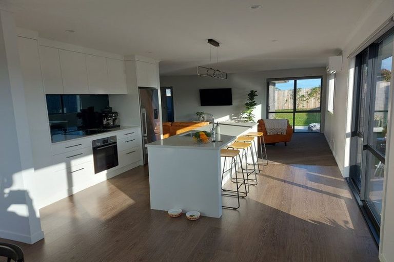 Photo of property in 11 Murray Ward Drive, Te Kauwhata, 3710