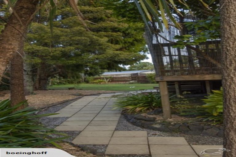 Photo of property in 6 Willowbrook Place, Titirangi, Auckland, 0604