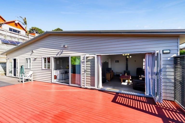 Photo of property in 14d Maple Crescent, Whalers Gate, New Plymouth, 4310