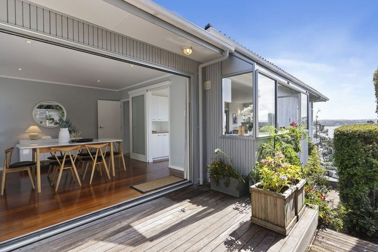 Photo of property in 242 Hurstmere Road, Takapuna, Auckland, 0622