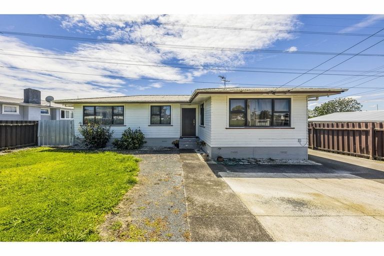 Photo of property in 116 Clayton Avenue, Otara, Auckland, 2023