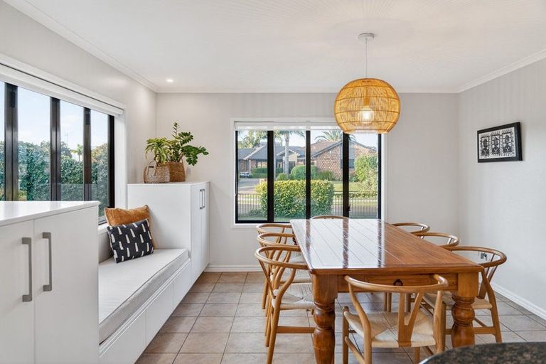 Photo of property in 42 Seychelles Drive, Papamoa Beach, Papamoa, 3118