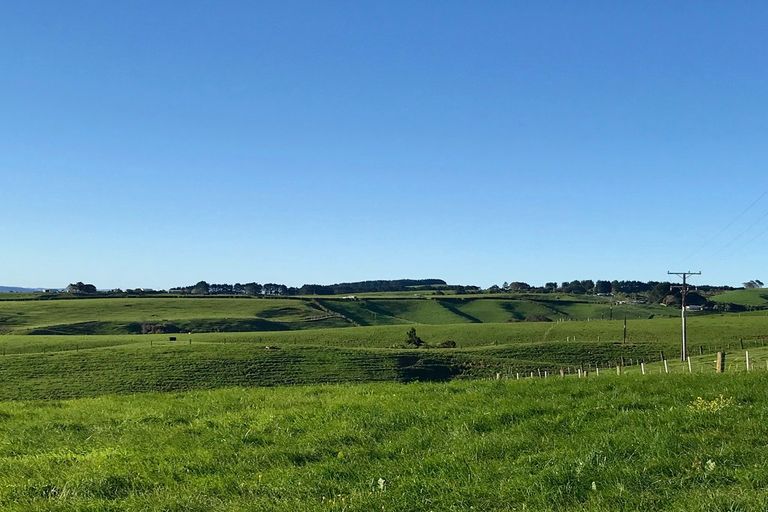 Photo of property in 669b Te Hutewai Road, Raglan, 3296