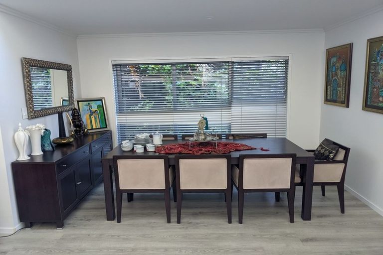 Photo of property in 8 Tuatini Place, Long Bay, Auckland, 0630