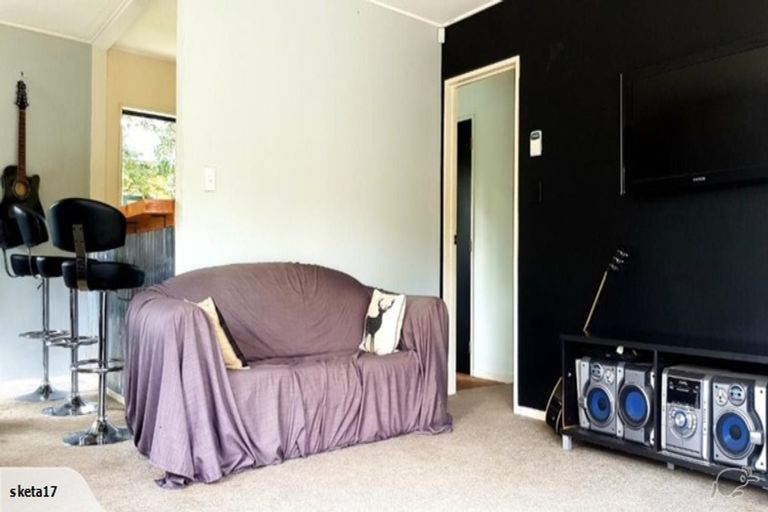 Photo of property in 35a Waitohu Road, Otaki, 5512