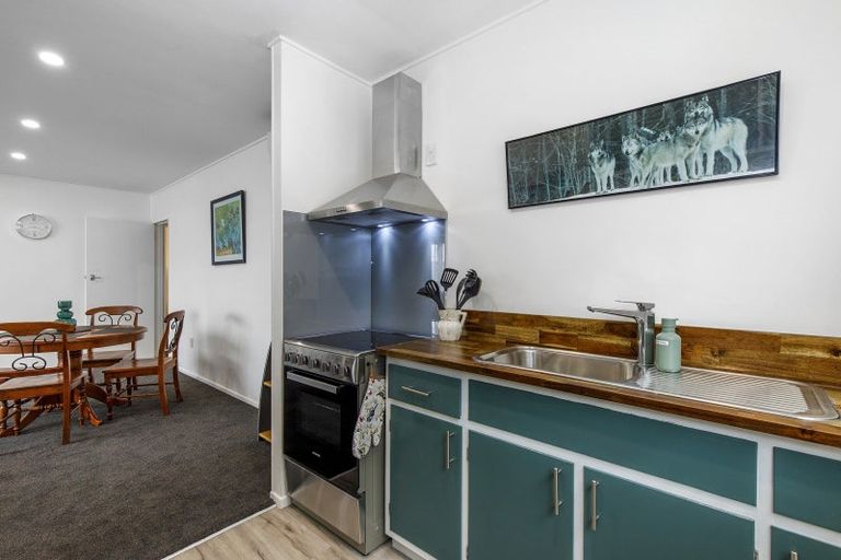 Photo of property in 71m Randwick Crescent, Moera, Lower Hutt, 5010