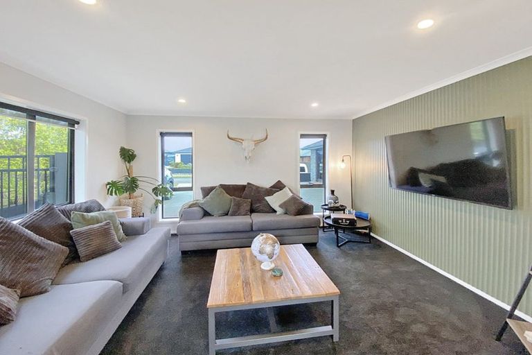 Photo of property in 13 Magnolia Crescent, Tawhero, Whanganui, 4501