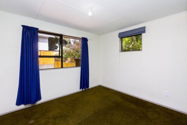 Photo of property in 119 Holborn Drive, Stokes Valley, Lower Hutt, 5019