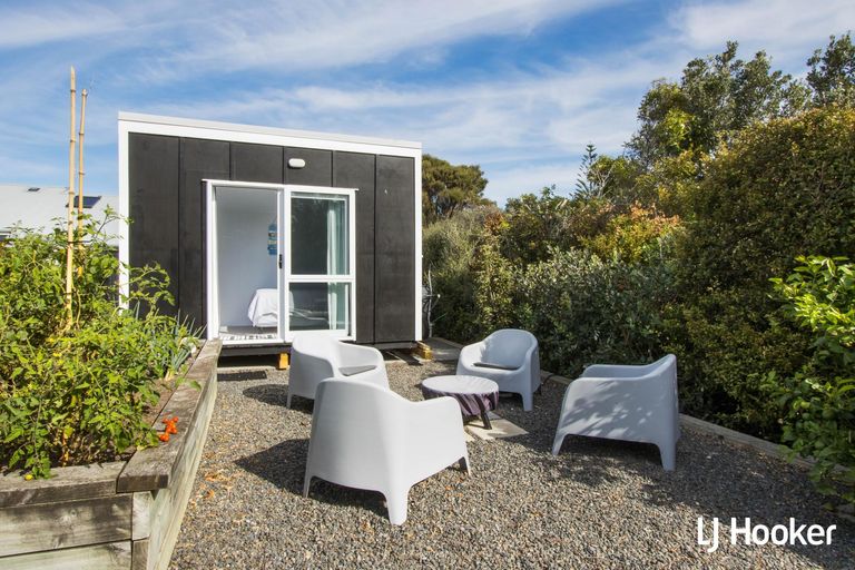 Photo of property in 11 Ian Place, Waihi Beach, 3611