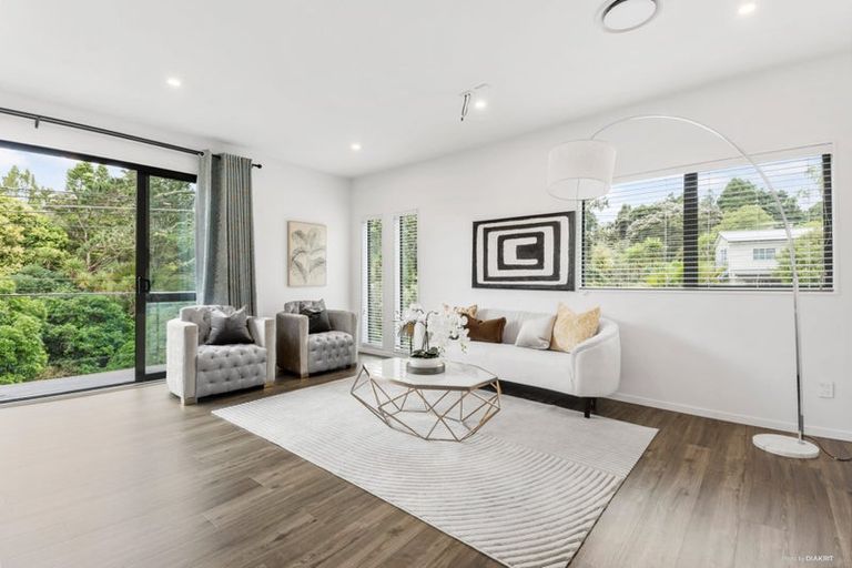 Photo of property in 21 Coroglen Avenue, Birkenhead, Auckland, 0626