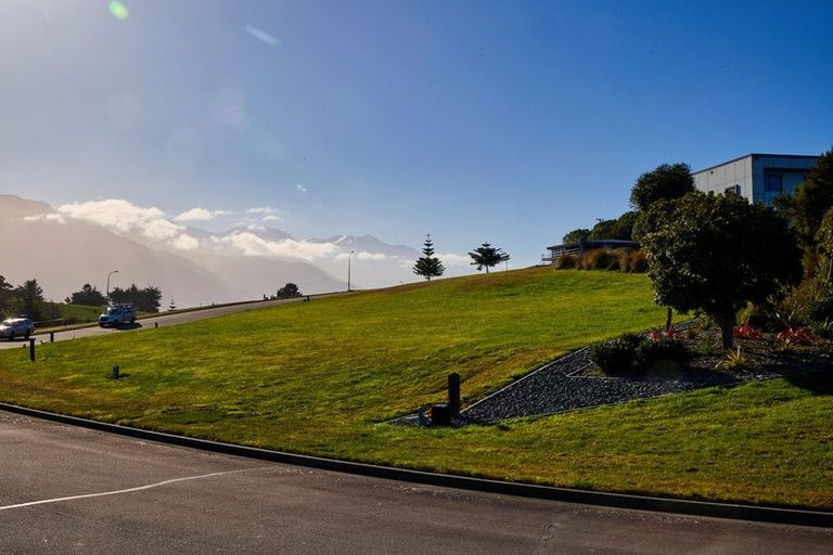 Photo of property in 36 Knowles Crescent, Kaikoura Flat, Kaikoura, 7371