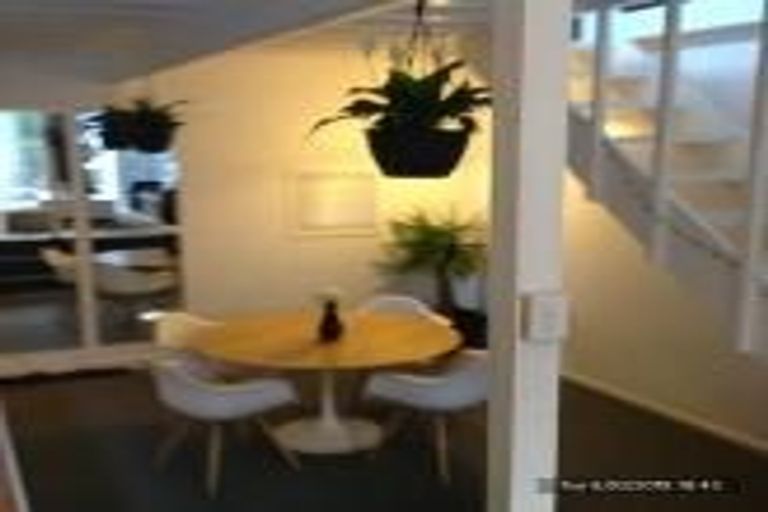 Photo of property in 6/105 Birkenhead Avenue, Birkenhead, Auckland, 0626