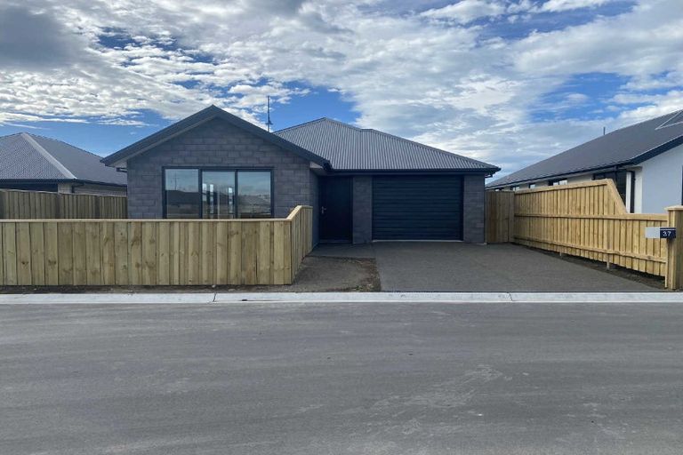 Photo of property in 37 Gossett Lane, Pegasus, 7612