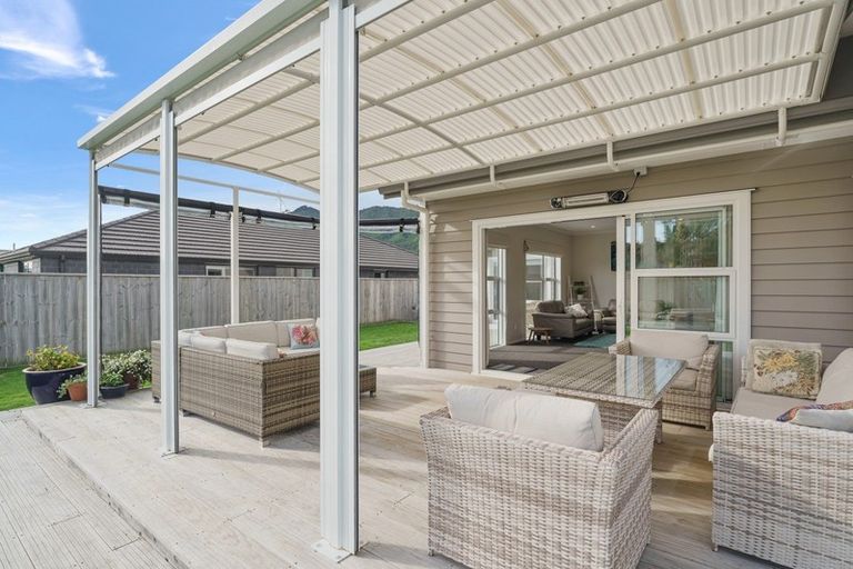 Photo of property in 71 Waipunahau Road, Waikanae, 5036