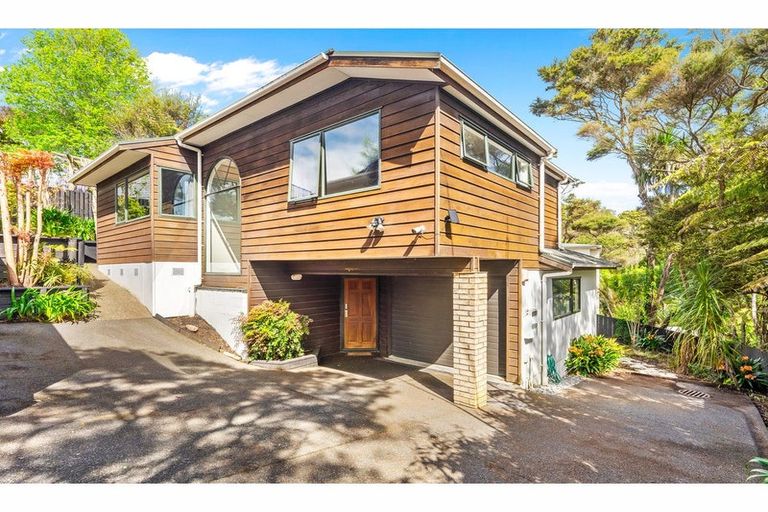 Photo of property in 2/46 Powrie Street, Glenfield, Auckland, 0629