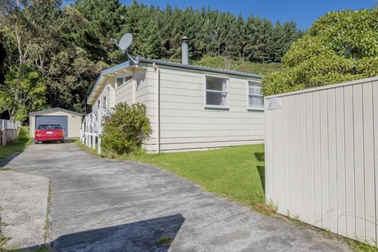 Photo of property in 32 Kaimanawa Street, Paraparaumu, 5032