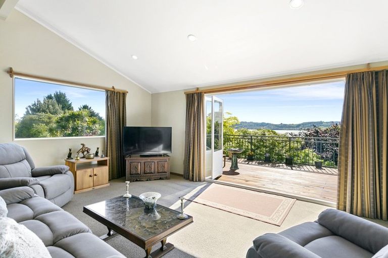 Photo of property in 31 Chesham Avenue, Waipahihi, Taupo, 3330