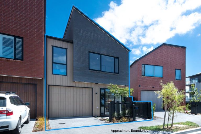 Photo of property in 3 Sierra Pine Road, Hobsonville, Auckland, 0616