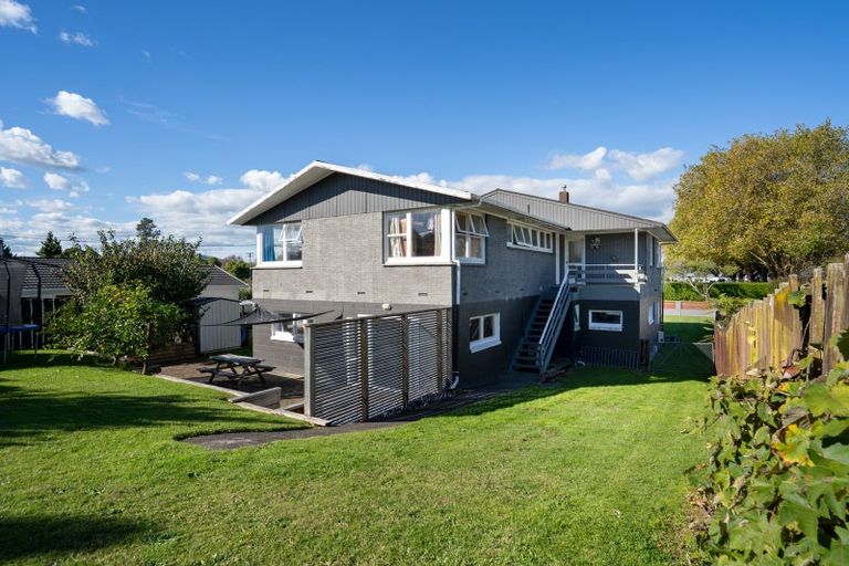 Photo of property in 17 Scott Street, Leamington, Cambridge, 3432