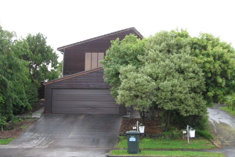 Photo of property in 1/53 Prince Regent Drive, Half Moon Bay, Auckland, 2012