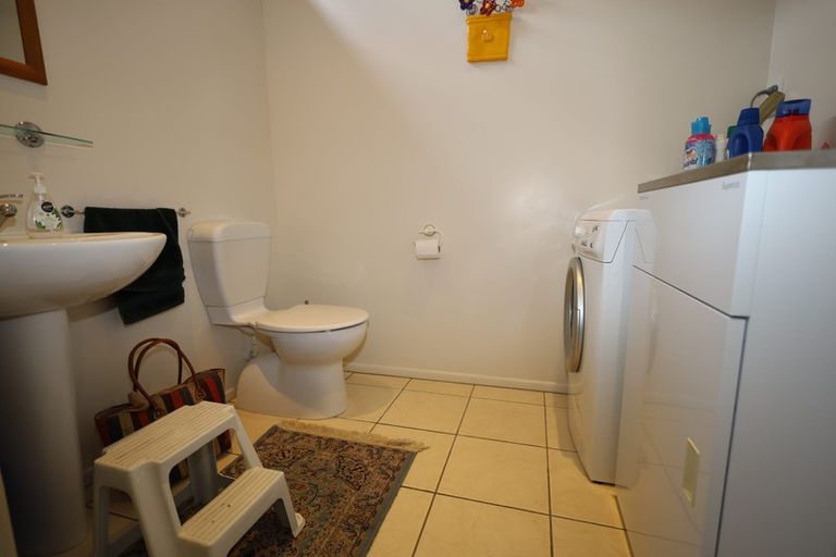 Photo of property in 30 Karaka Road, Otumoetai, Tauranga, 3110