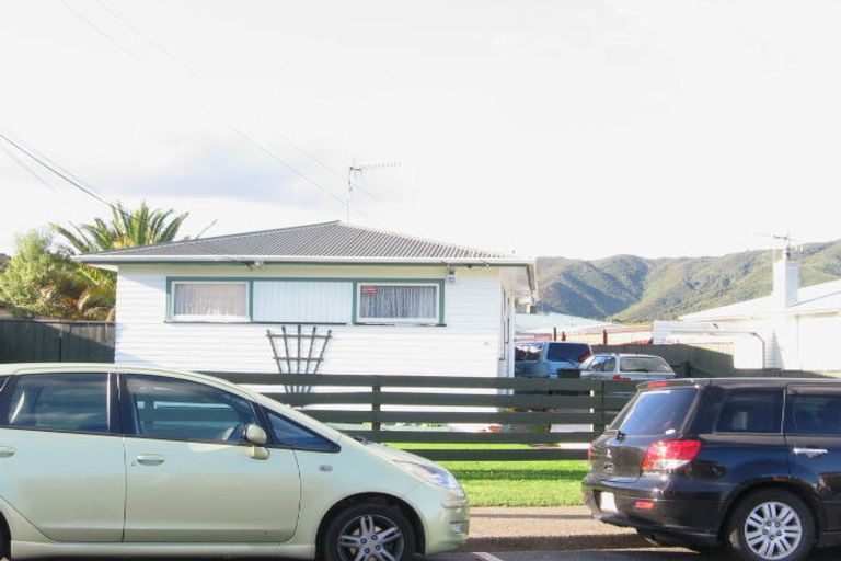 Photo of property in 22 Konini Street, Wainuiomata, Lower Hutt, 5014