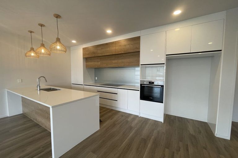 Photo of property in 6 Arran Point Parade, Orewa, 0931