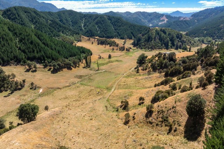 Photo of property in 407 Onamalutu Road, Onamalutu, Blenheim, 7275