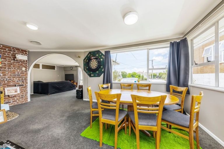 Photo of property in 41 Fernaig Street, Papakura, 2110