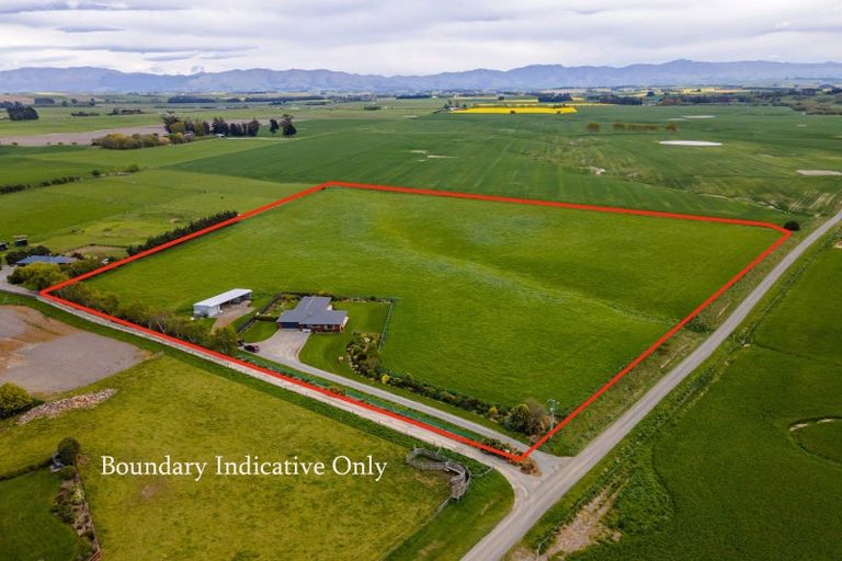 Photo of property in 61 Lyall Road, Saint Andrews, Timaru, 7971