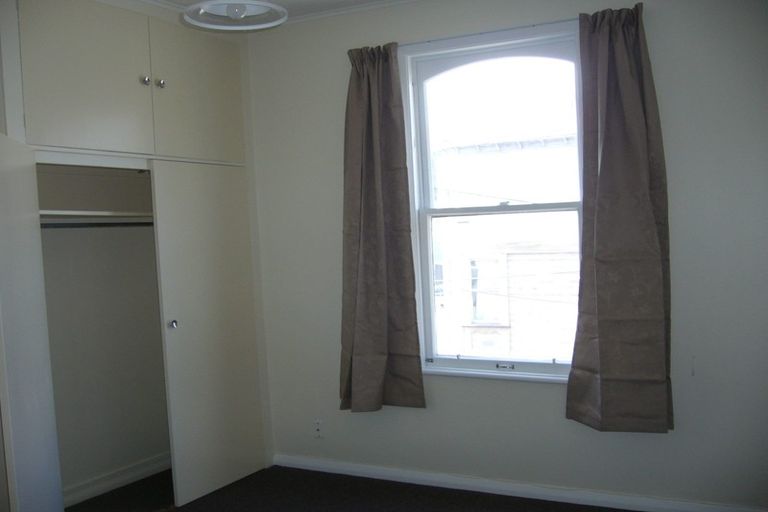 Photo of property in 78 Tasman Street, Mount Cook, Wellington, 6021