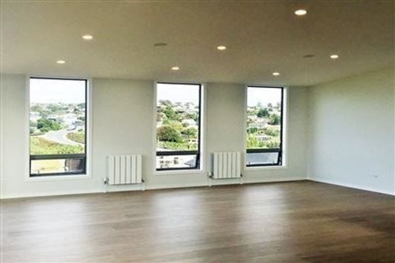 Photo of property in 14 Bearing Parade, Long Bay, Auckland, 0630