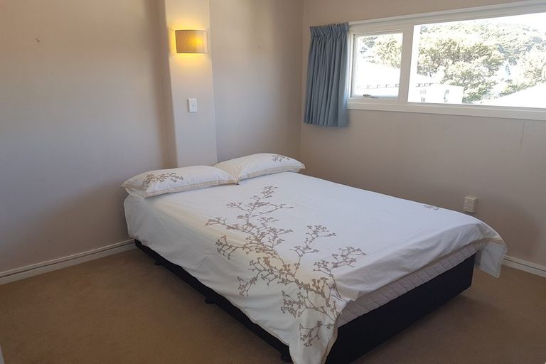 Photo of property in 4 Claremont Grove, Mount Victoria, Wellington, 6011