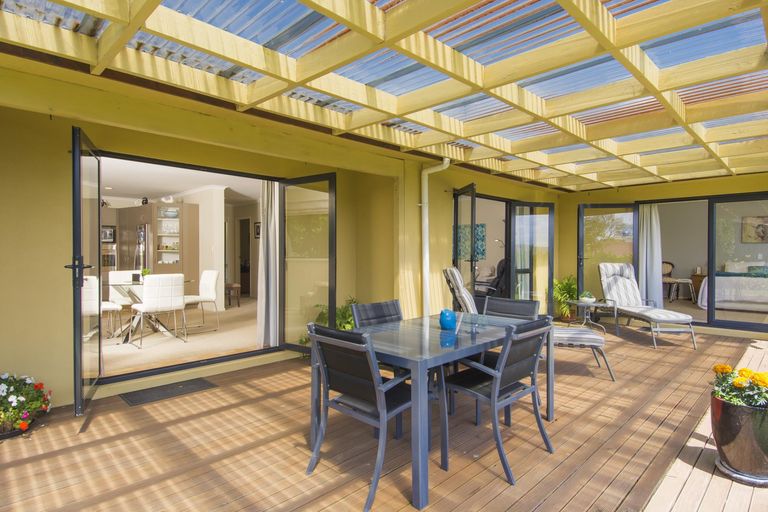 Photo of property in 54 Village Park Drive, Welcome Bay, Tauranga, 3112