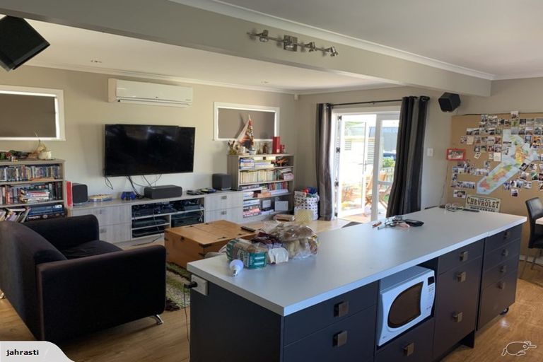 Photo of property in 43 Robinson Street, Cambridge, 3434