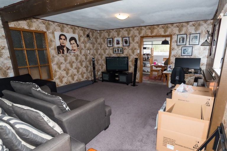 Photo of property in 3 Ruthven Road, Wainuiomata, Lower Hutt, 5014