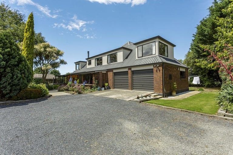 Photo of property in 96 Dukes Road North, Mosgiel, 9092