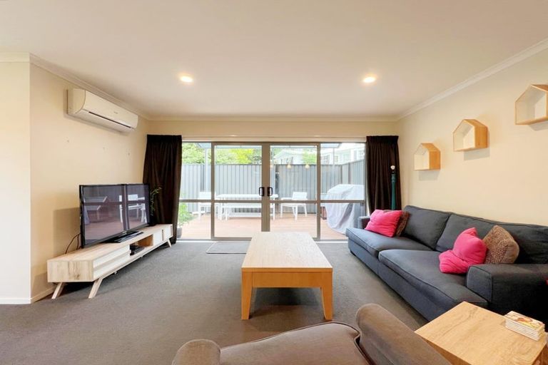Photo of property in 1/42 Charlemont Street, Whitiora, Hamilton, 3200
