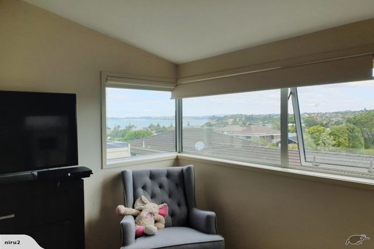 Photo of property in 210 Clovelly Road, Bucklands Beach, Auckland, 2012